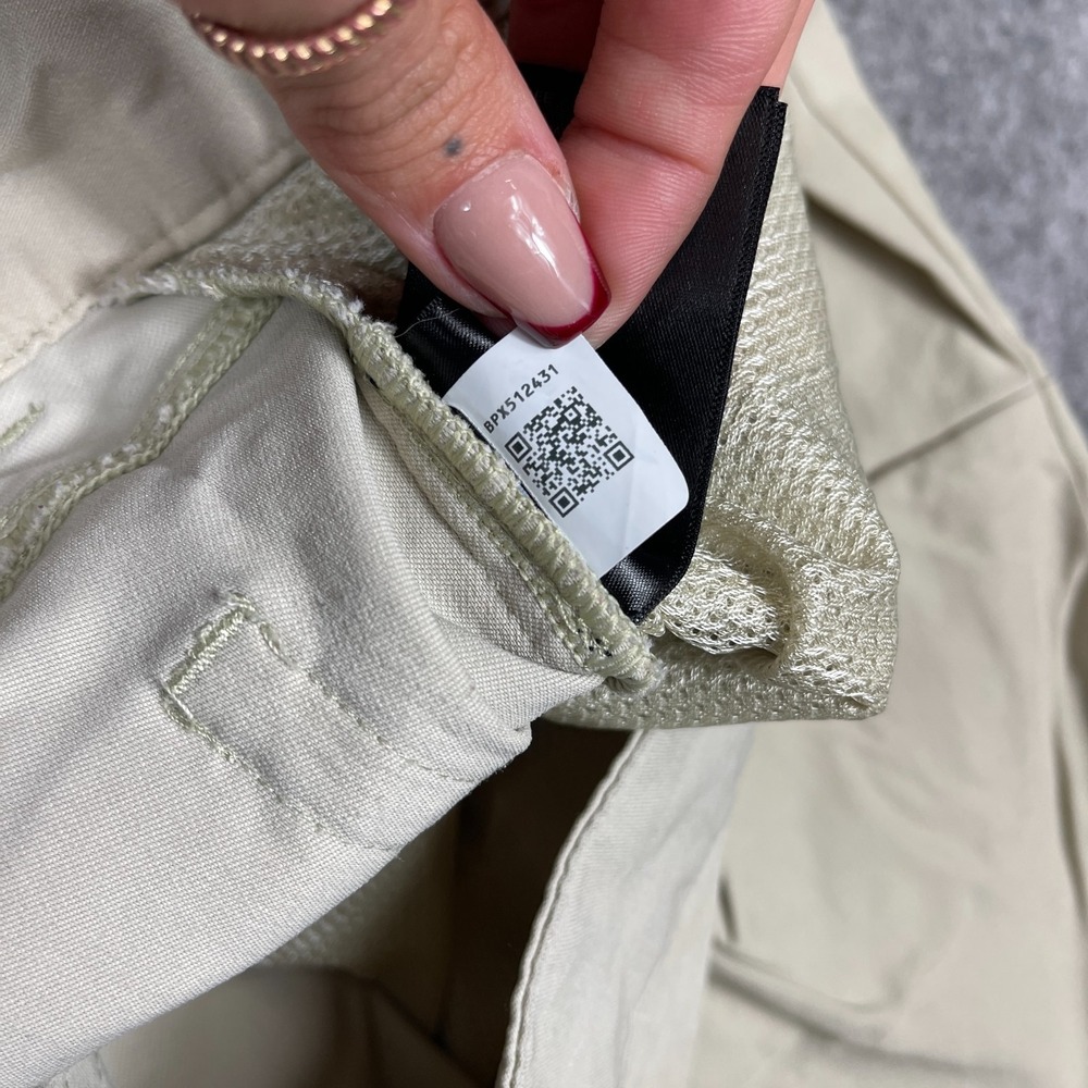 The‎ North Face Pants Mens 32 Khaki Nylon Stretch Hiking Travel Zip Pocket Tech - Picture 10 of 14